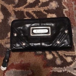 B Makowsky Wallet